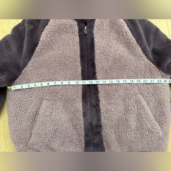 UGG women's Augusta Faux Fur & Faux Shearling Baseball Jacket size L - Picture 7 of 14